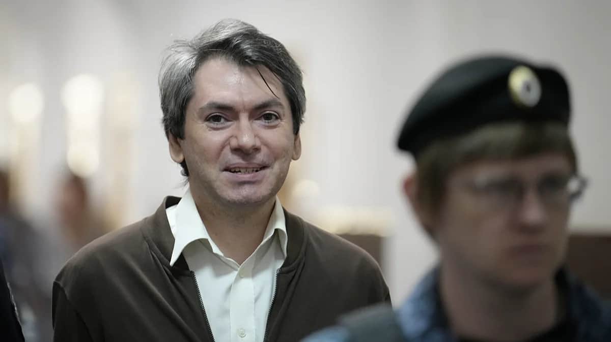Григорий Мельконьянц в зале суда, Москва, Россия, 13 сентября 2024. Фото: Александр Земляниченко / AP Photo / Scanpix / LETA