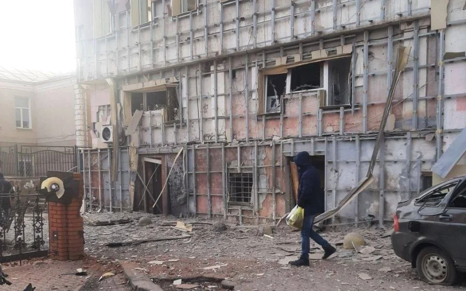 Последствия обстрела Белгорода. Фото: <a href="https://t.me/bazabazon/24170" rel="noopener noreferrer" title="https://t.me/bazabazon/24170">Baza</a>