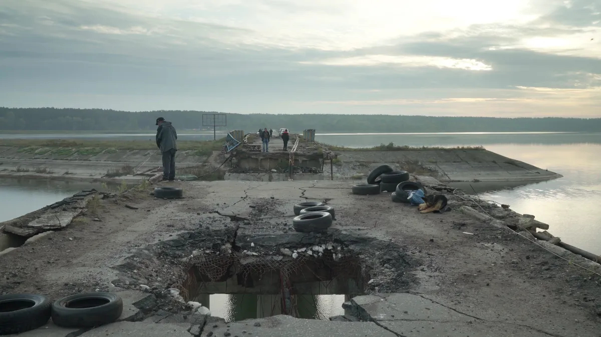 A still from Intercepted. Photo: <a data-sk="tooltip_parent" data-stringify-link="http://filmscosmos.com" href="http://filmscosmos.com/" rel="noopener" target="_blank" title="http://filmscosmos.com/">filmscosmos.com</a>