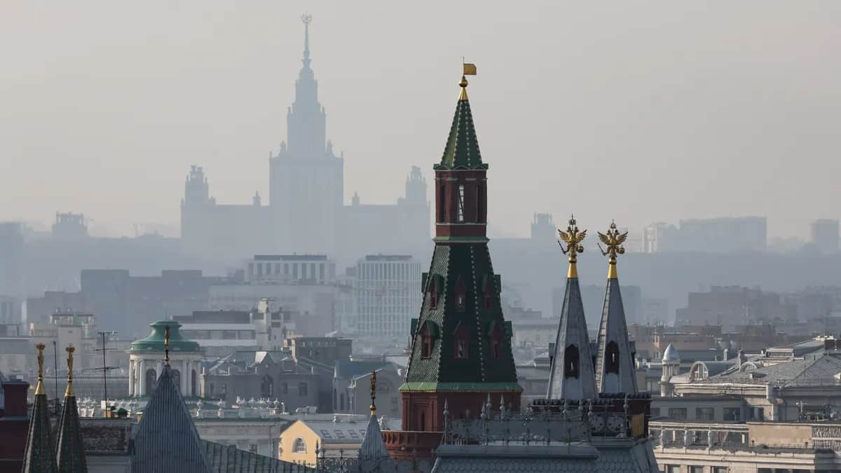 A view of the main building of Moscow University and tower of Kremlin, in Moscow, Russia, 7 February 2025. EPA/YURI KOCHETKOV