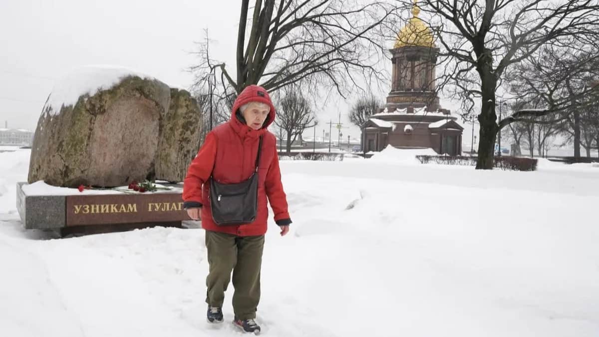 Russians mark 11th anniversary of opposition politician Boris Nemtsov’s murder