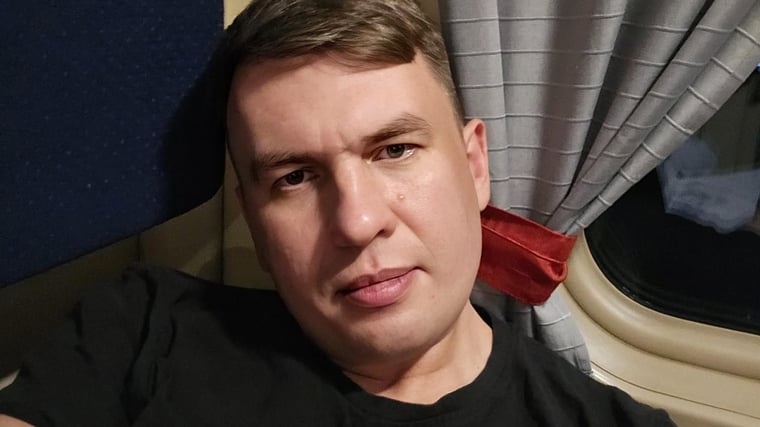 Чем известен Илья Ремесло, задержанный по делу о «фейках» про армию