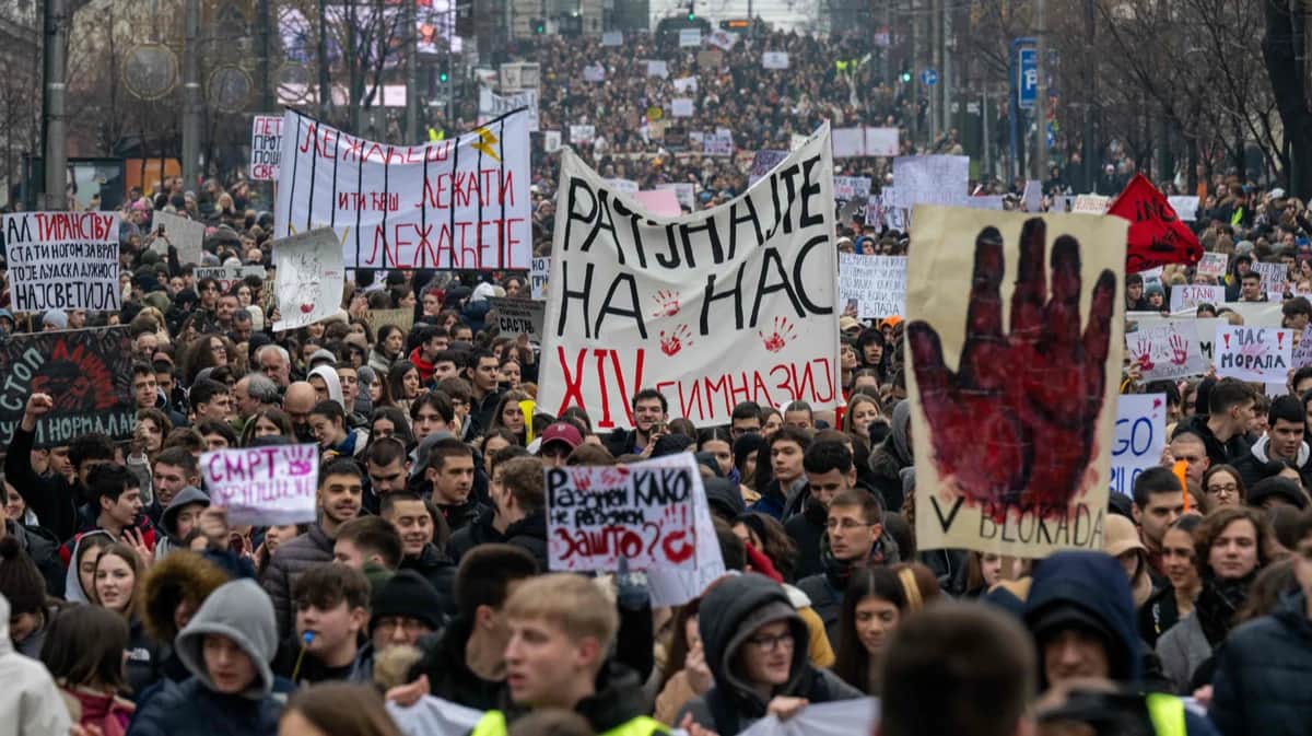 Акция протеста в Белграде, 24 января 2025 года. Фото: Andrej Isakovic / AFP / Scanpix / LETA
