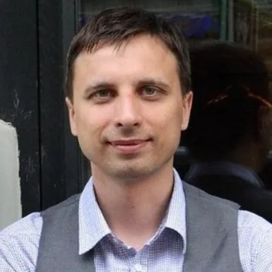 Максим Оленичев