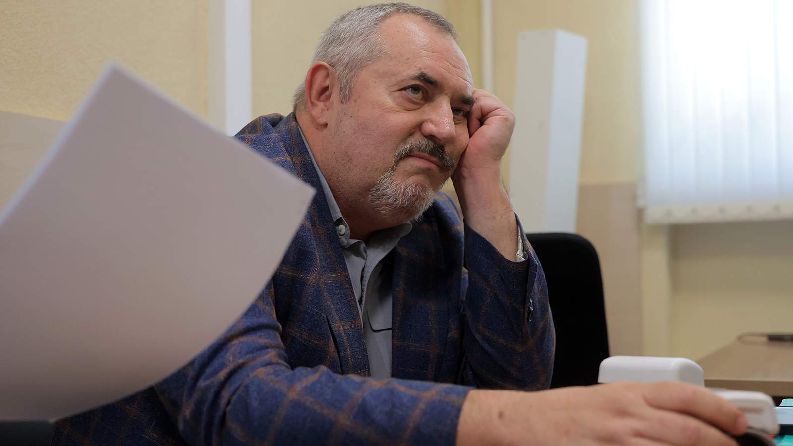 Борис Надеждин в Долгопрудненском городском суде. Фото: Максим Шипенков / EPA