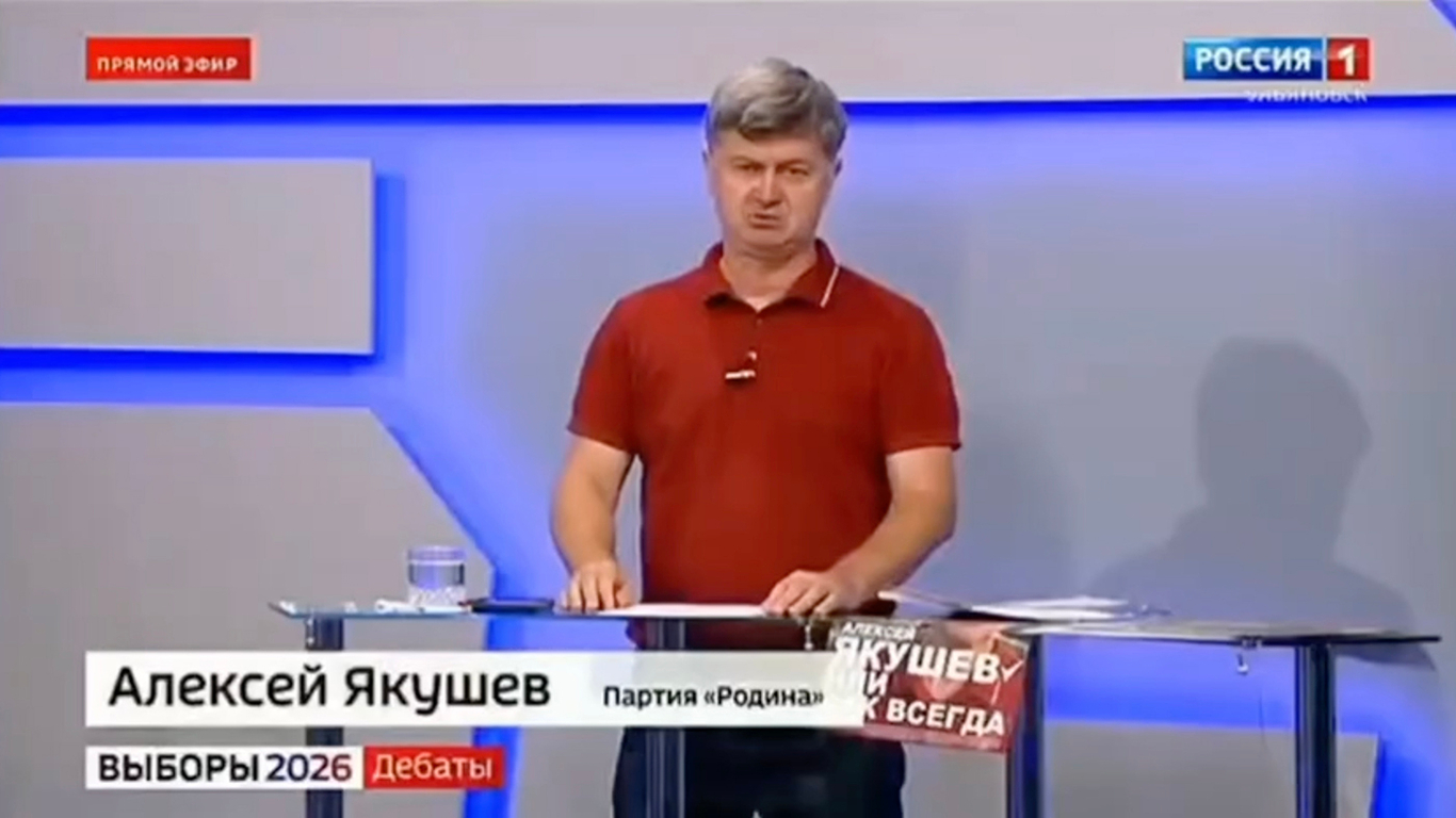 Алексей Якушев во время теледебатов. Фото: скриншот видео / Telegram / МосГорДума 2024/ГД 2026
