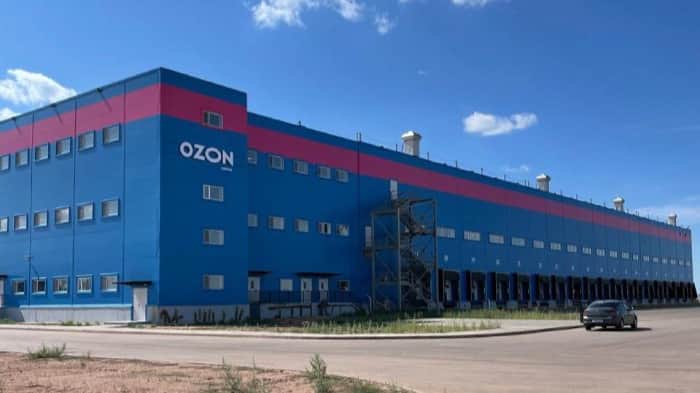 Ozon предложил селлерам размещать товары на складах в Казахстане