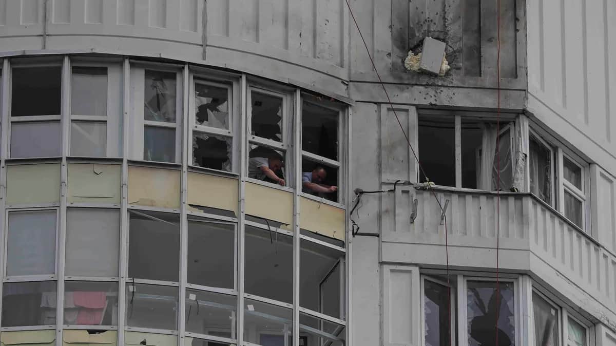 A residential building damaged in the drone attack on the morning of 30 May, Moscow. Photo: EPA-EFE / MAXIM SHIPENKOV