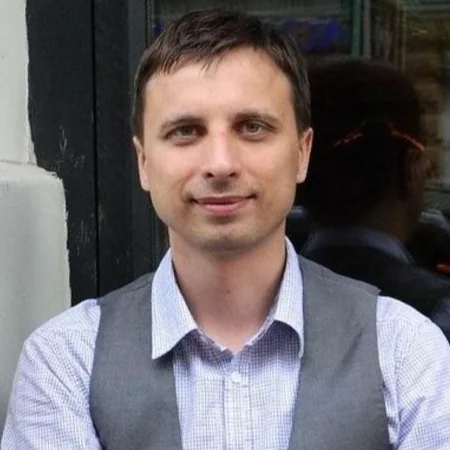 Максим Оленичев