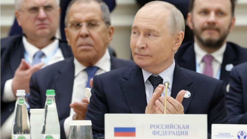 Путин предложил Трампу и Си Цзиньпину провести трехсторонний саммит по войне в Украине без Зеленского — WSJ
