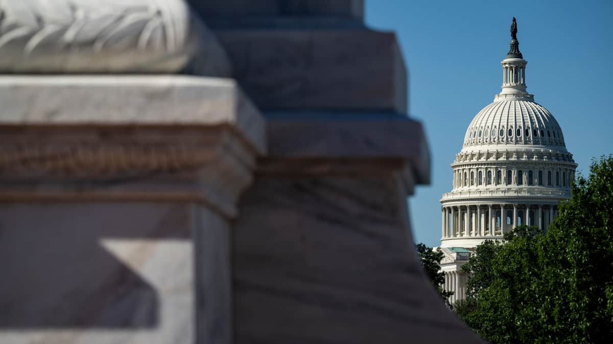 Seven US senators make bipartisan call for Trump to abandon diesel deal with Russia