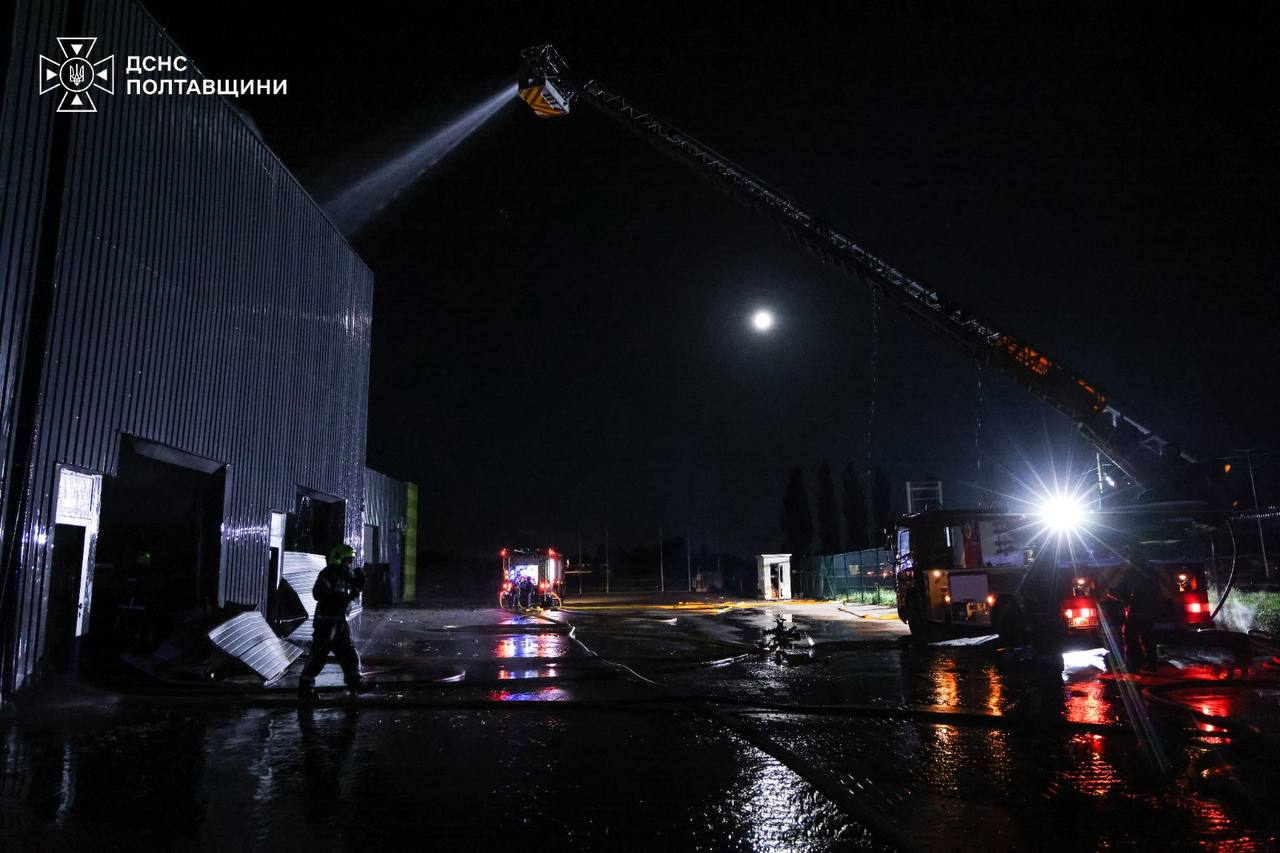 Последствия российских ударов по Полтавской области. Фото: ГСЧС Украины / Telegram