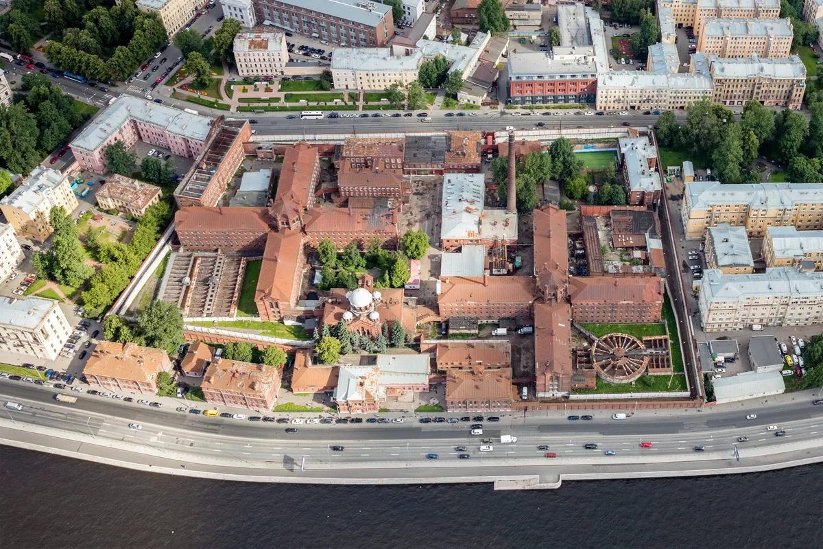 Исправительно-трудовая колония «Кресты». Фото: <a href="https://commons.wikimedia.org/w/index.php?curid=50827433">Wikimedia Commons</a>, CC BY-SA 4.0