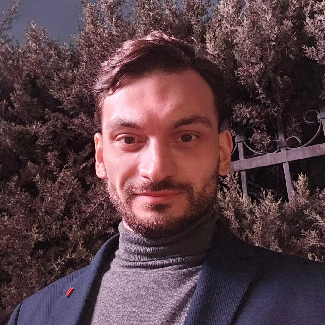 Руслан Сулейманов