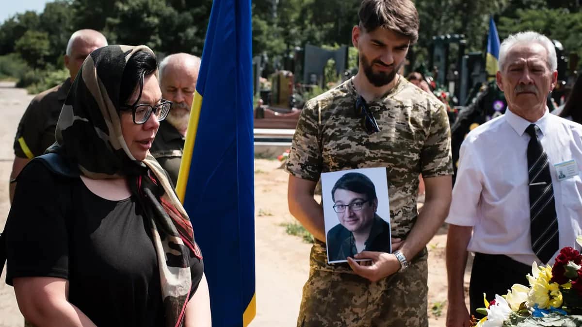 Похороны Астика. Фото из архива семьи Натальи Ищенко