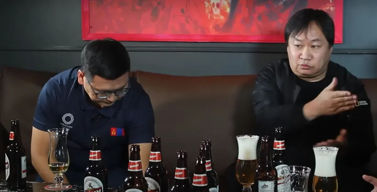 Former head of River Basins Management within the Ministry of Environment of Mongolia Gongorzhav Ganbat (on the right) on a YouTube show “Liberty podcast”. Screenshot