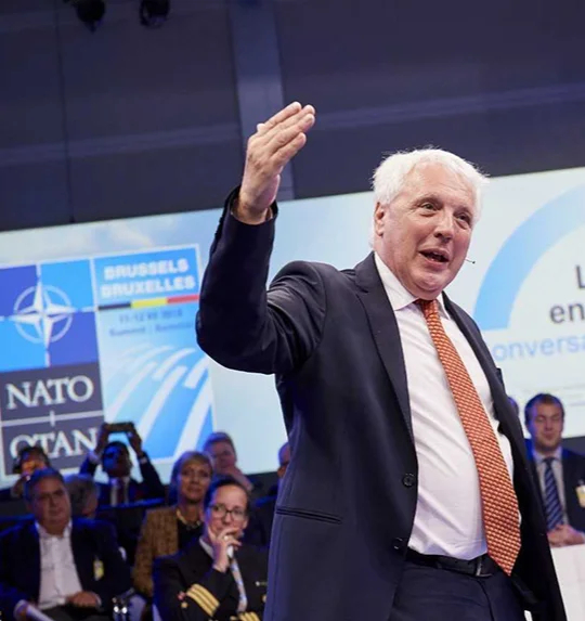 Джейми Ши. Фото: <a href="https://www.atlanticcouncil.org/blogs/new-atlanticist/nato-s-jamie-shea-signs-off-on-a-positive-note-and-with-some-advice/">Atlantic Council</a>