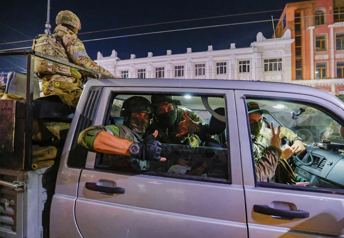 Wagner mercenaries leaving Rostov-on-Don on 24 June 2023. Photo: Alexander Yermochenko / Reuters / Scanpix / LETA
