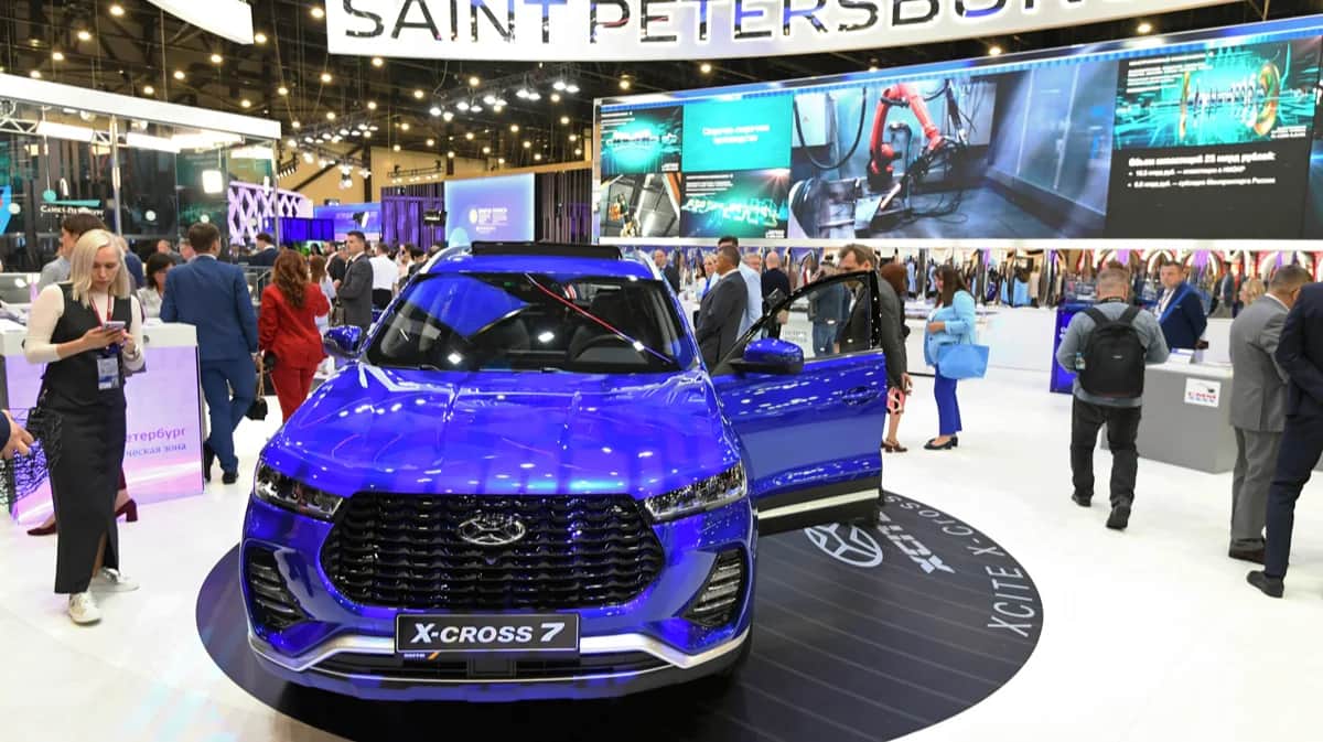 XCITE X-cross 7 на стенде Санкт-Петербургского автозавода международного экономического форума, Санкт-Петербург, 5 июня 2024 года. Фото: Евгений Павленко / Коммерсантъ / Sipa USA / Vida Press