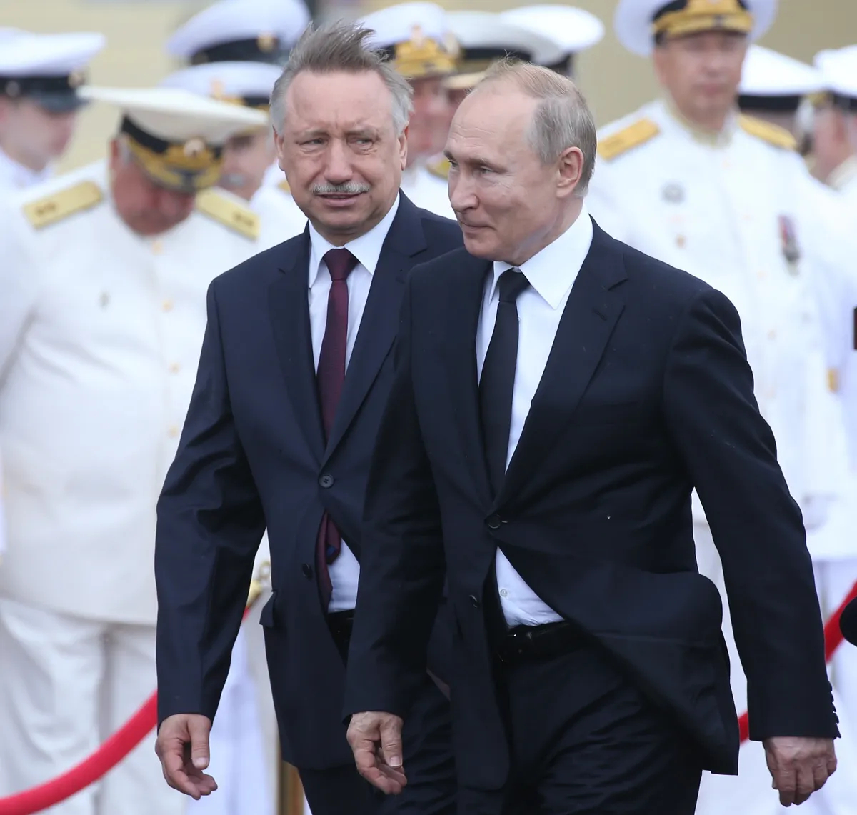 Владимир Путин и Александр Беглов во время парада в честь Дня Военно-морского флота. 2019 г. Фото: Mikhail Svetlov/Getty Images