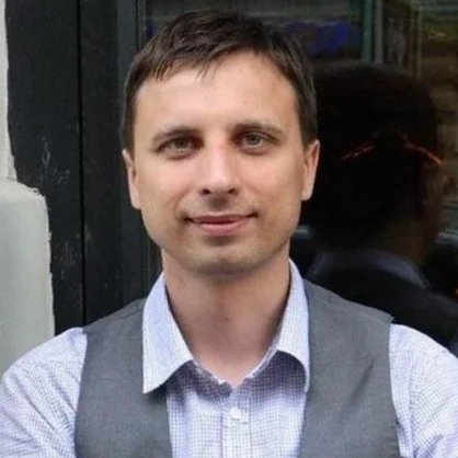 Максим Оленичев