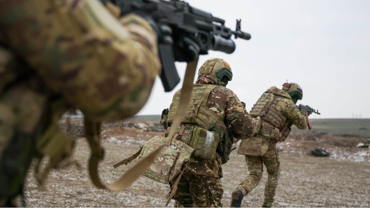 Российские военнослужащие во время военной подготовки в Луганской области, Украина, 14 января 2026 года. Фото: Александр Река / ТАСС / ZUMA Press / Scanpix / LETA
