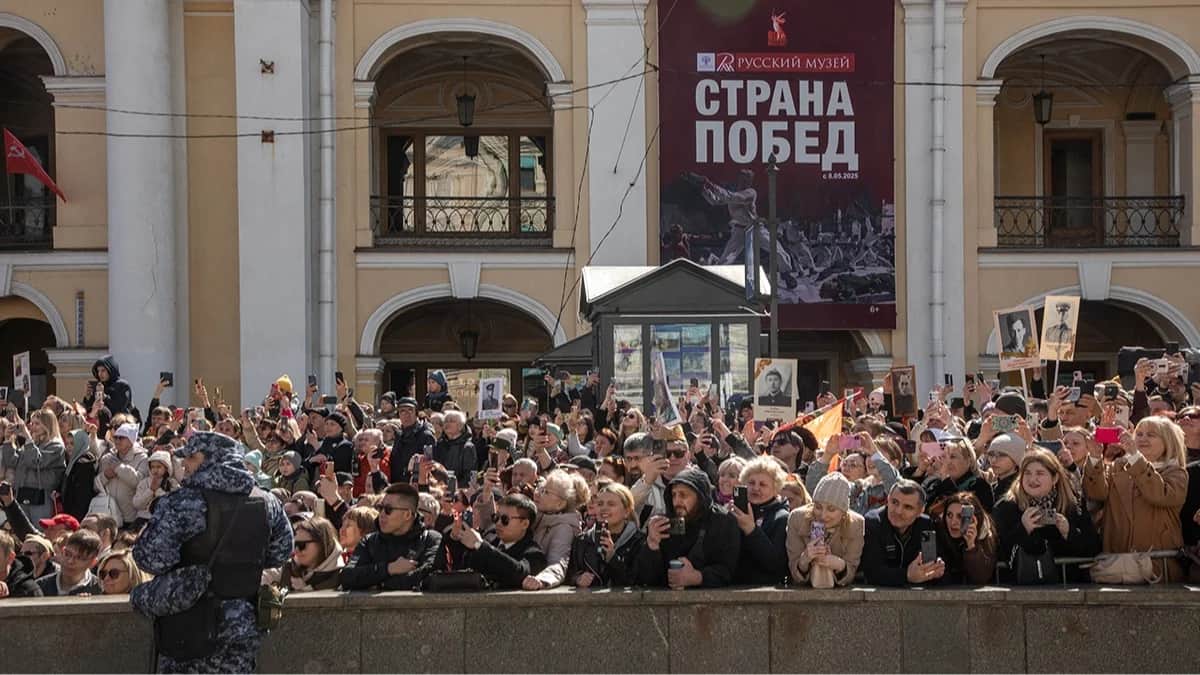 Празднование дня Победы в Санкт-Петербурге, 9 мая 2025 года. Фото: «Новая Газета Европа»