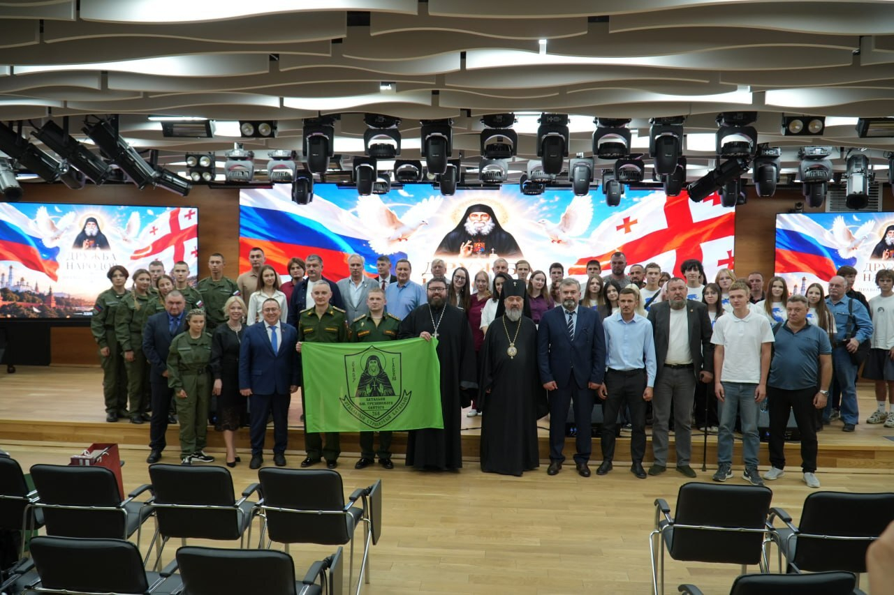 Акция с участием Бесика Данелия. Донецк, Украина. Фото: @I_slavyanskaya_brigada / Telegram