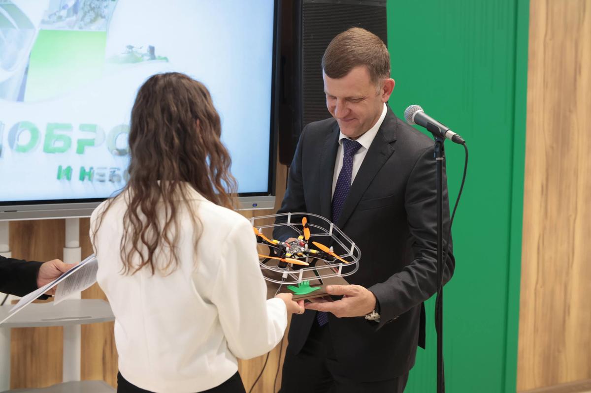 Mayor Yevgeny Naumov attends the opening of Russia’s first school for drone training, Krasnodar, 26 September 2025 . Photo: Yevgeny Naumov,  Telegram