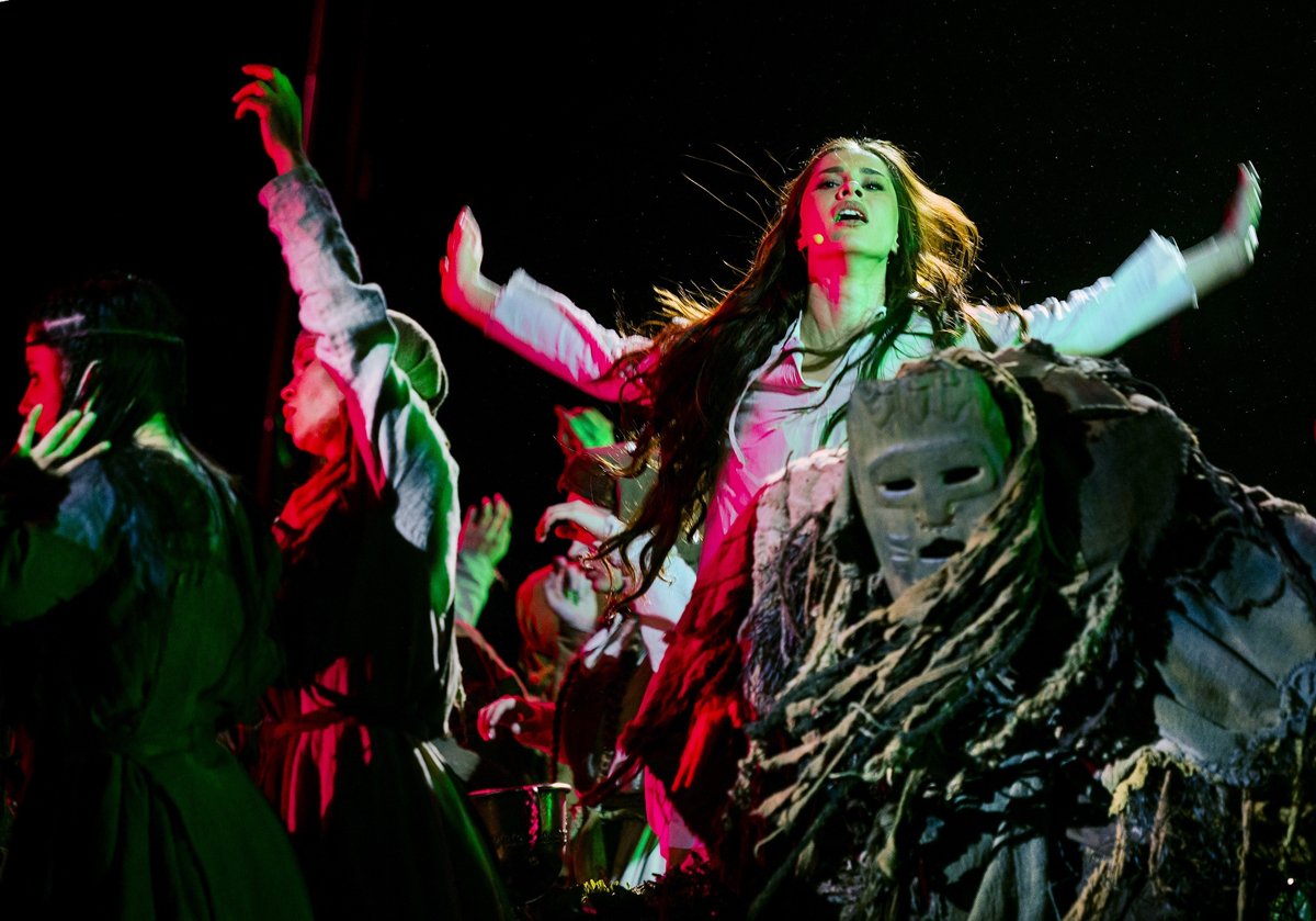 Певица Соя (Асият Сайгидова) во время оперы «Князь Владимир», 6 февраля 2025 года. Фото: Александр Комаров / Коммерсантъ / Sipa USA / Vida Press