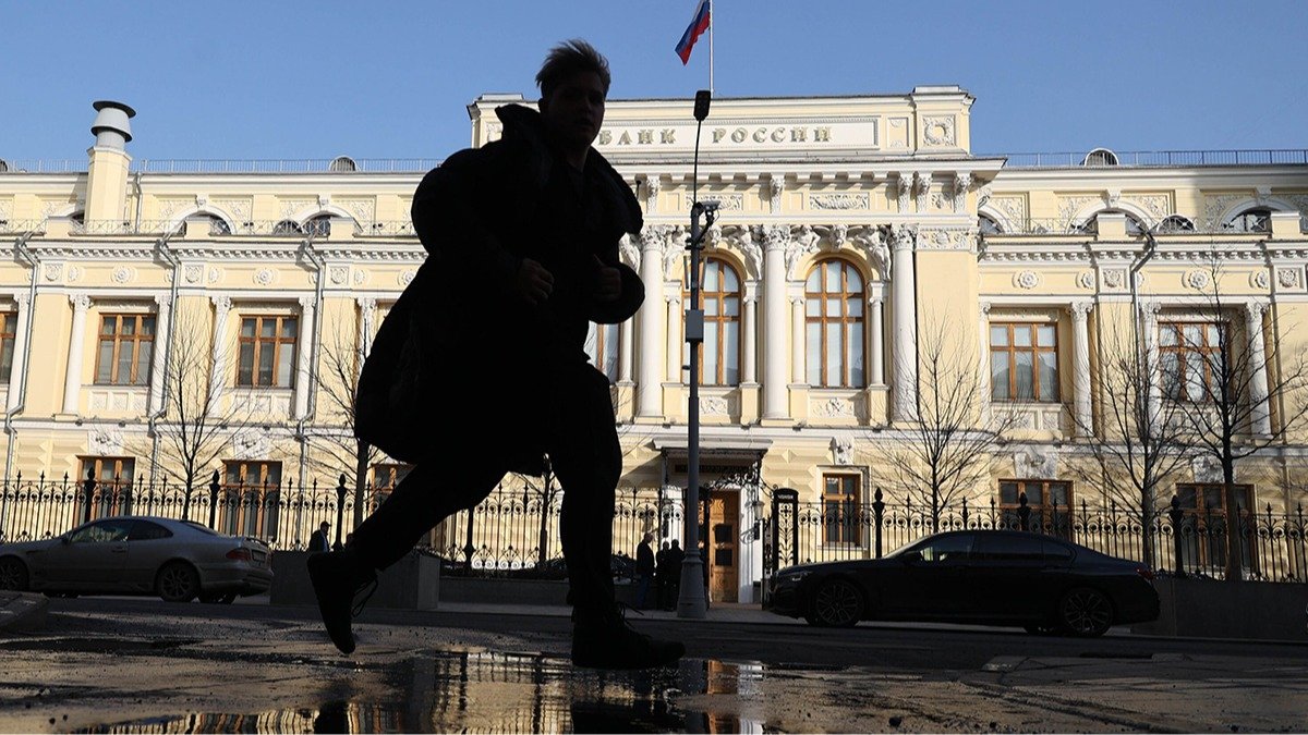 Российские власти открыто признают проблемы в экономике
