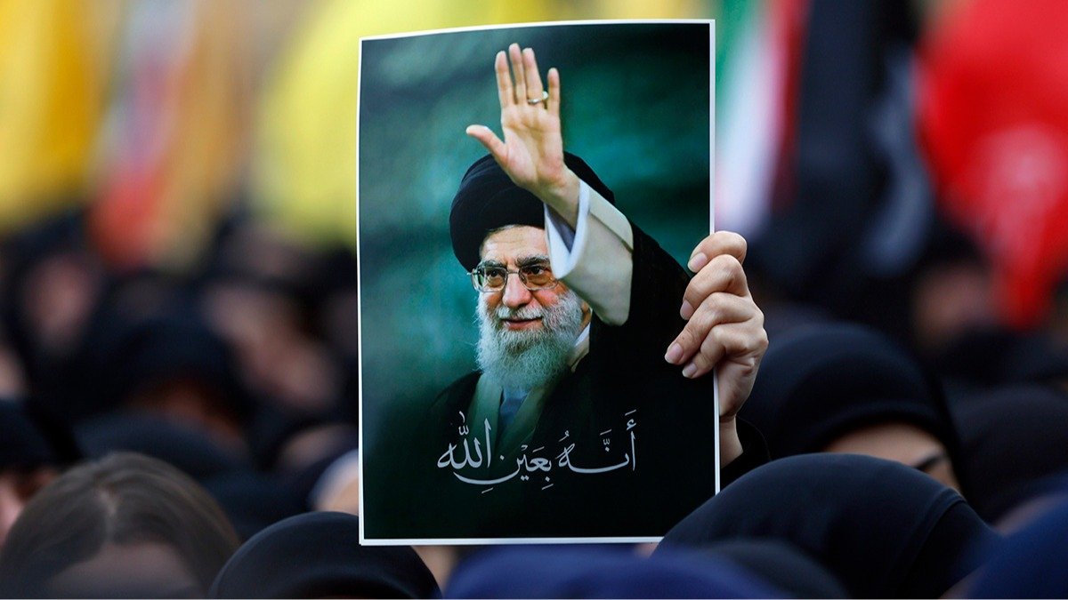 Уроки Хаменеи