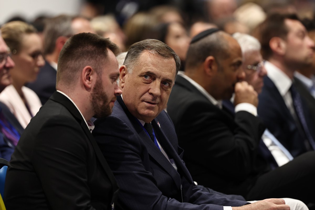 Милорад Додик на Международной конференции по борьбе с антисемитизмом в Иерусалиме, 27 марта 2025 года. Фото: Atef Safadi / EPA