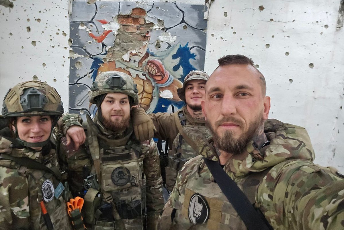 Михаил Турканов (справа). Фото: @OlympicPitbull /  Telegram