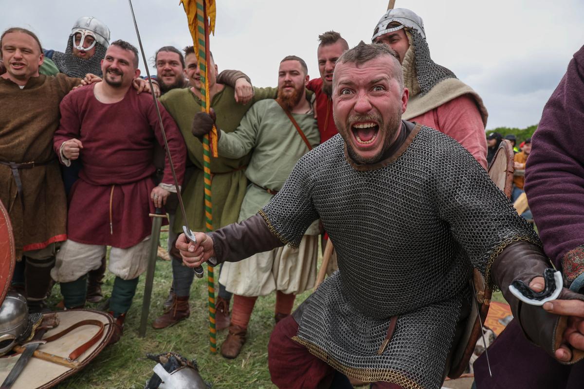 Re-enactors take part in the Rusborg early medieval culture festival near Yelets, Lipetsk region, Russia, 10 May 2025. Photo: EPA / MAXIM SHIPENKOV