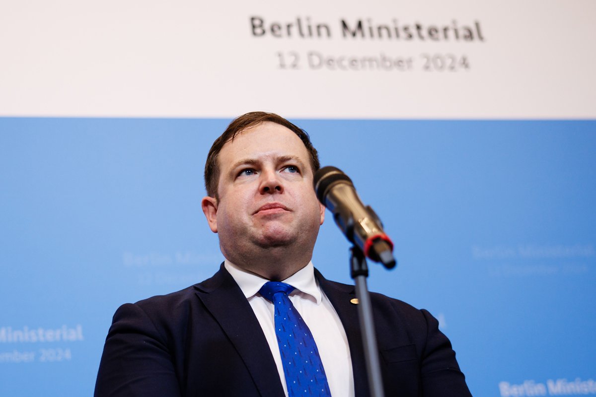 Министр по делам Европы, Северной Америки и заморских территорий Великобритании Стивен Даути, 2024 год. Фото: Clemens Bilan / EPA-EFE