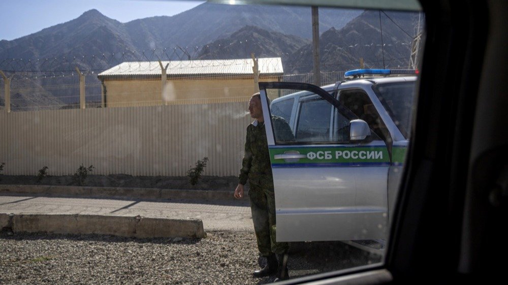 За отказ предоставить телефон или ноутбук на границе может грозить до 15 суток ареста